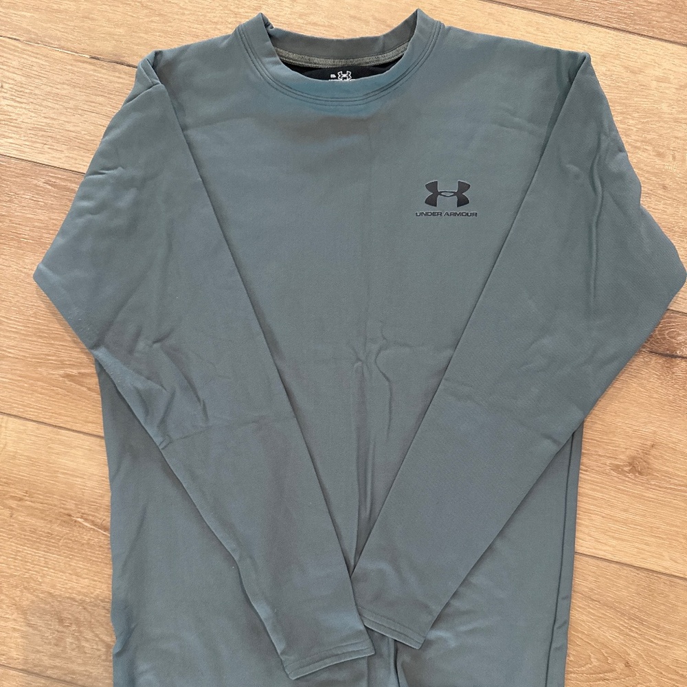 UNDER ARMOUR BASE LAYER LONG SLEEVE